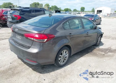 2017 Kia Forte Lx из США, поврежденный, VIN 3KPFL4A76HE114849
